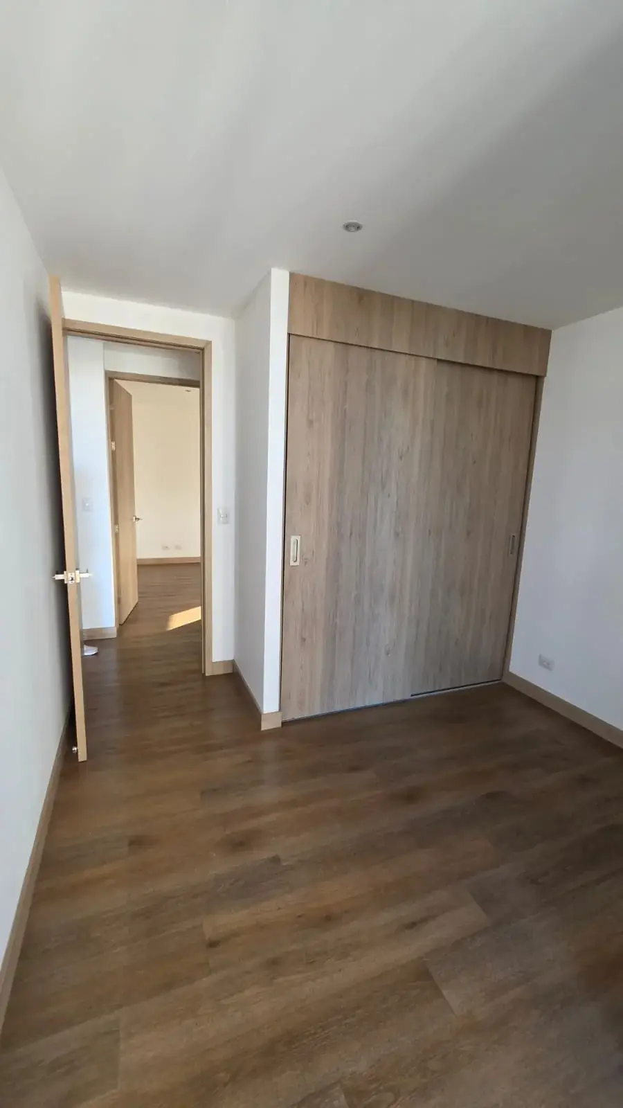 Apartamento de 3 quartos, 137.9m², para Aluguel na Zona 15, Cidade da Guatemala - Image 13
