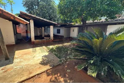Casa de 2 dormitorios en Venta en Centro, Fernando de la Mora