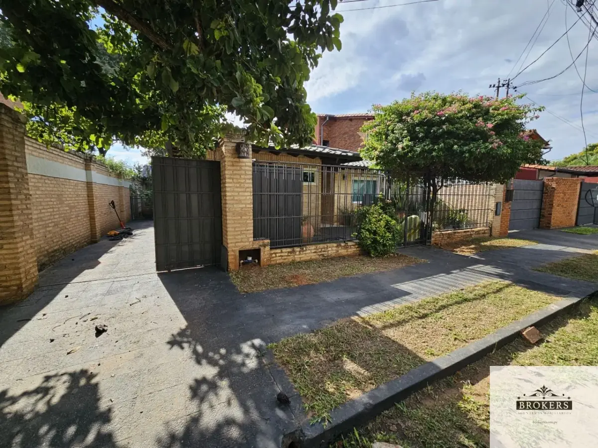 Casa de 3 dormitorios en Venta en Cuarto Barrio, Luque - Image 5