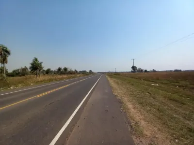 Terreno de 8m² à Venda em Ypané