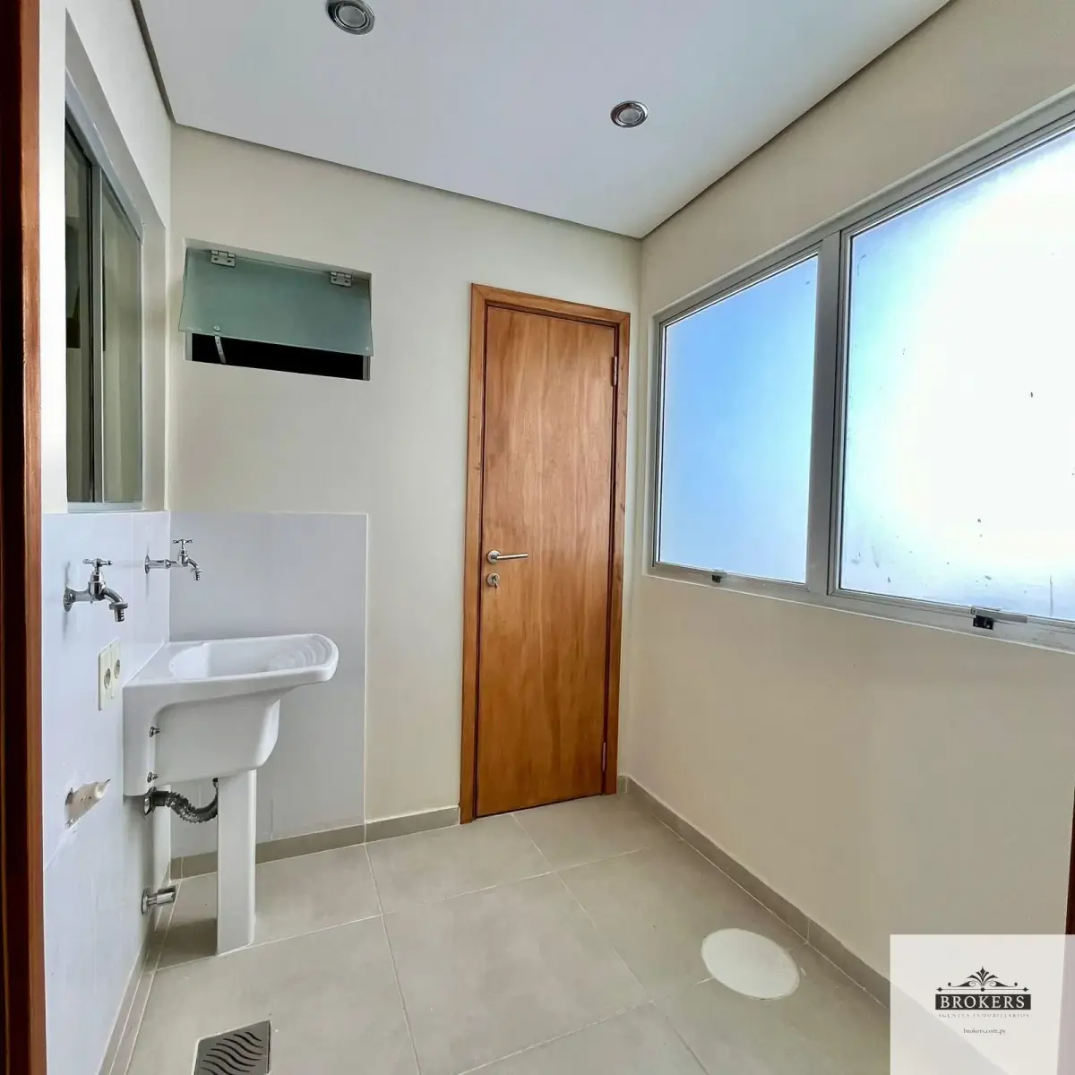 Departamento de 3 dormitorios en Venta en Jara, Asunción - Image 10
