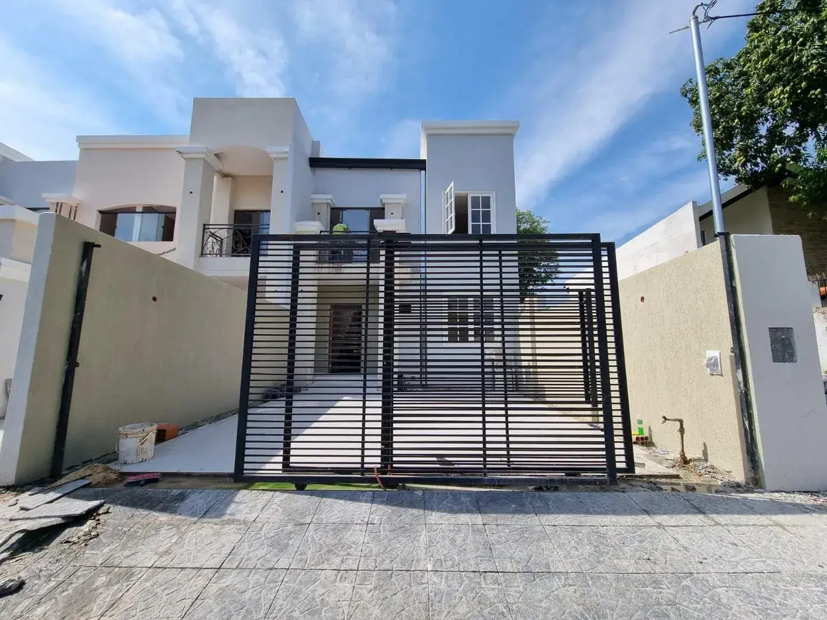 Casa de 3 quartos à Venda em Ytay, Assunção - Image 3