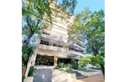 3-Bedroom Apartment for Sale in Campo Grande, Luque