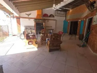 House for Sale in San Cayetano, Asunción - Image 3