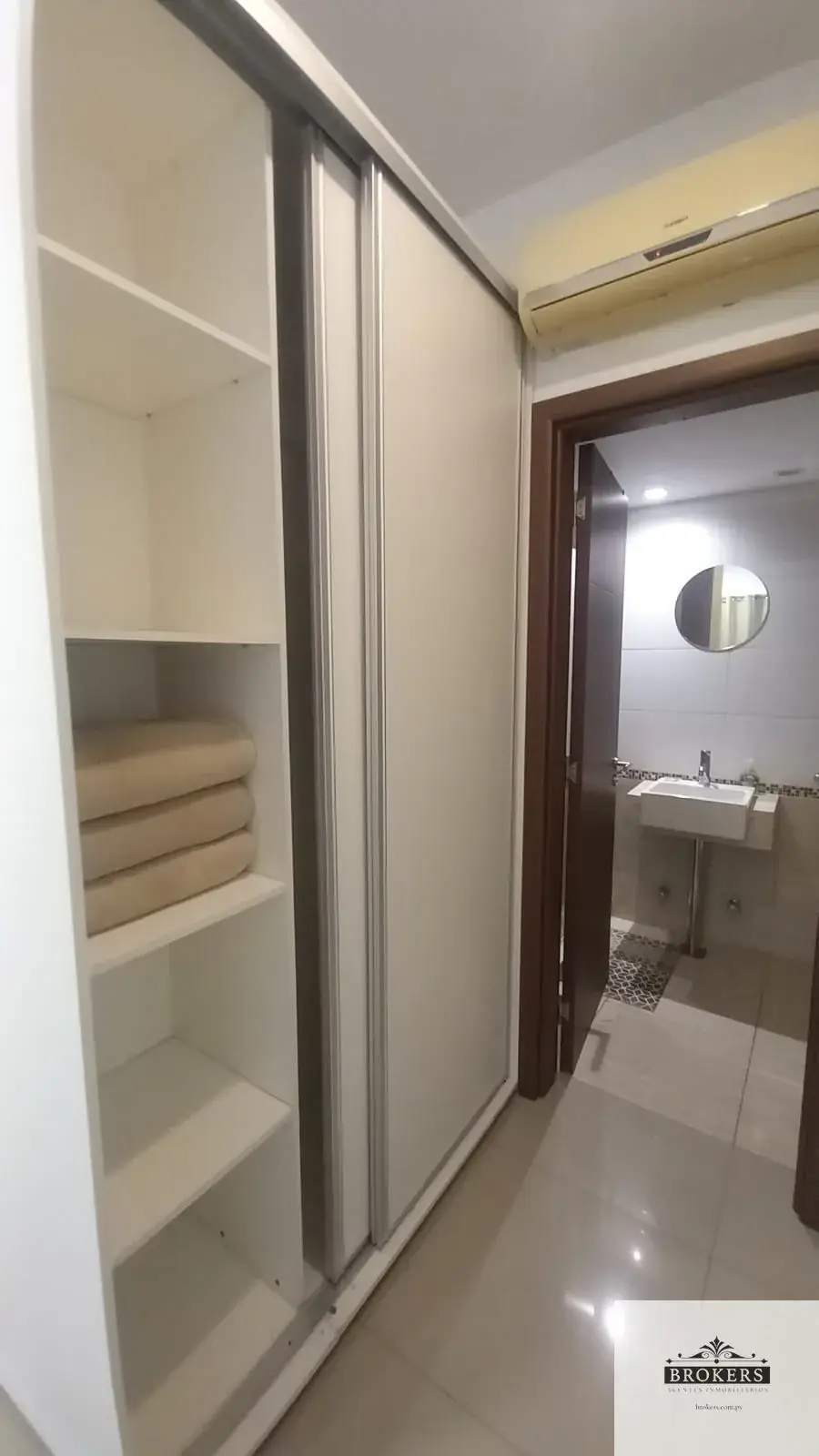 2-Bedroom Apartment for Rent in Ycuá Satí, Asunción - Image 12