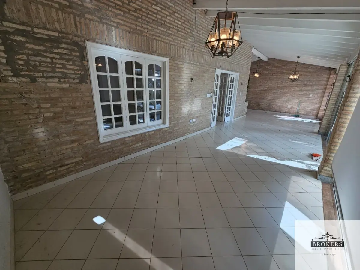 Casa de 3 dormitorios en Venta en Cuarto Barrio, Luque - Image 18