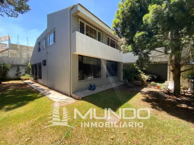 Casa de 4 dormitorios en zona 16, 425m², en Alquiler en San Gaspar, Ciudad de Guatemala