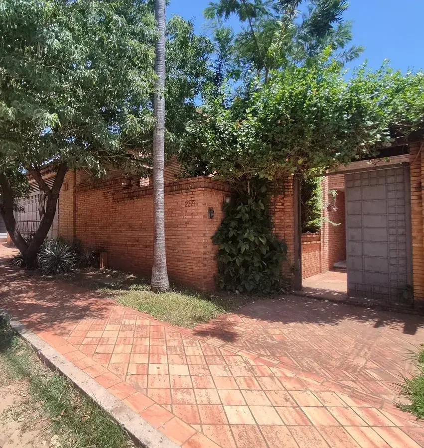 3-Bedroom House for Sale in Santísima Trinidad, Asunción - Image 2