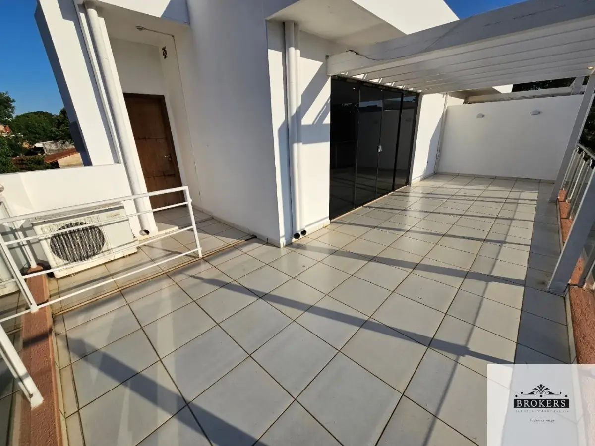 3-Bedroom House for Sale in San Cristobal, Asunción