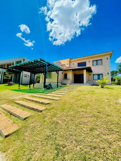 Casa de 3 dormitorios en Venta en San Bernardino