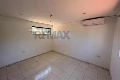Casa de 3 dormitorios en Venta en Cuarto Barrio, Luque