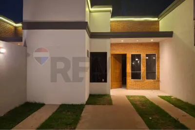 Casa de 4 dormitorios en Venta en Yaguareté Corá, Luque