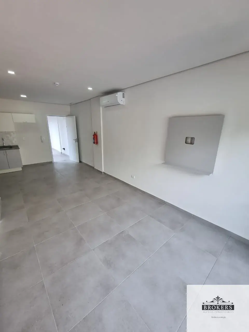 1-Bedroom Apartment for Rent in Luis Alberto de Herrera, Asunción - Image 3