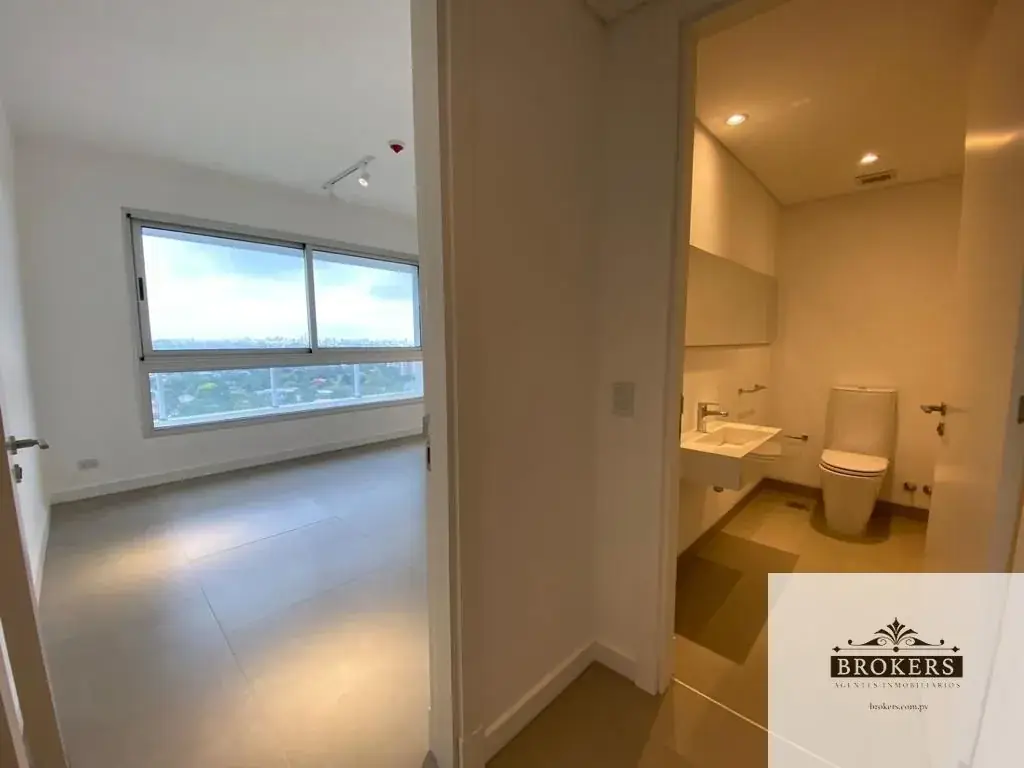 Departamento de 4 dormitorios en Venta en Mburucuyá, Asunción - Image 5
