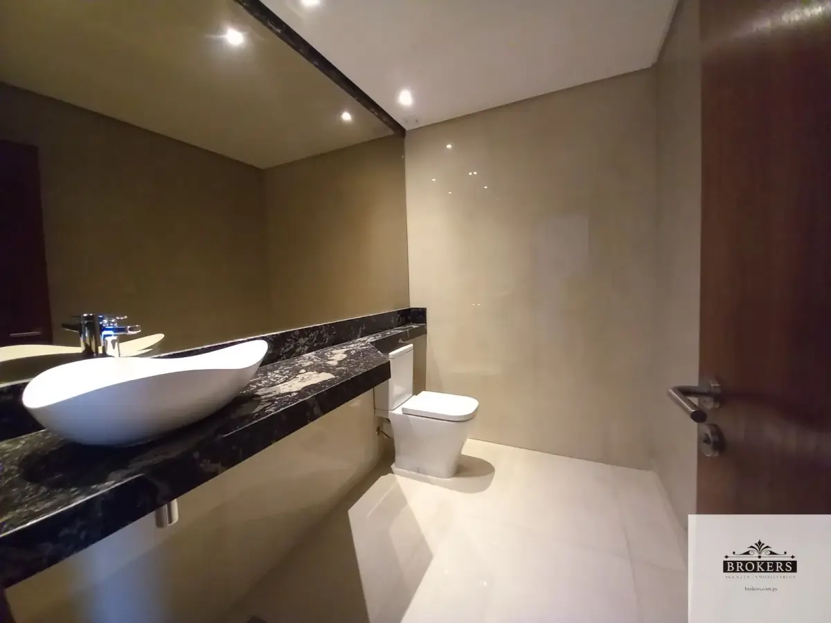 2-Bedroom Apartment for Rent in Madame Lynch, Asunción - Image 19