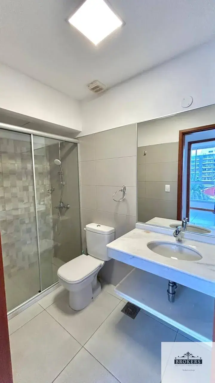 2-Bedroom Apartment for Sale in Madame Lynch, Asunción - Image 13