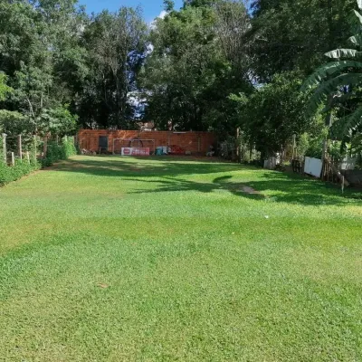 Terreno de 720m² en Venta en Laurelty, Luque