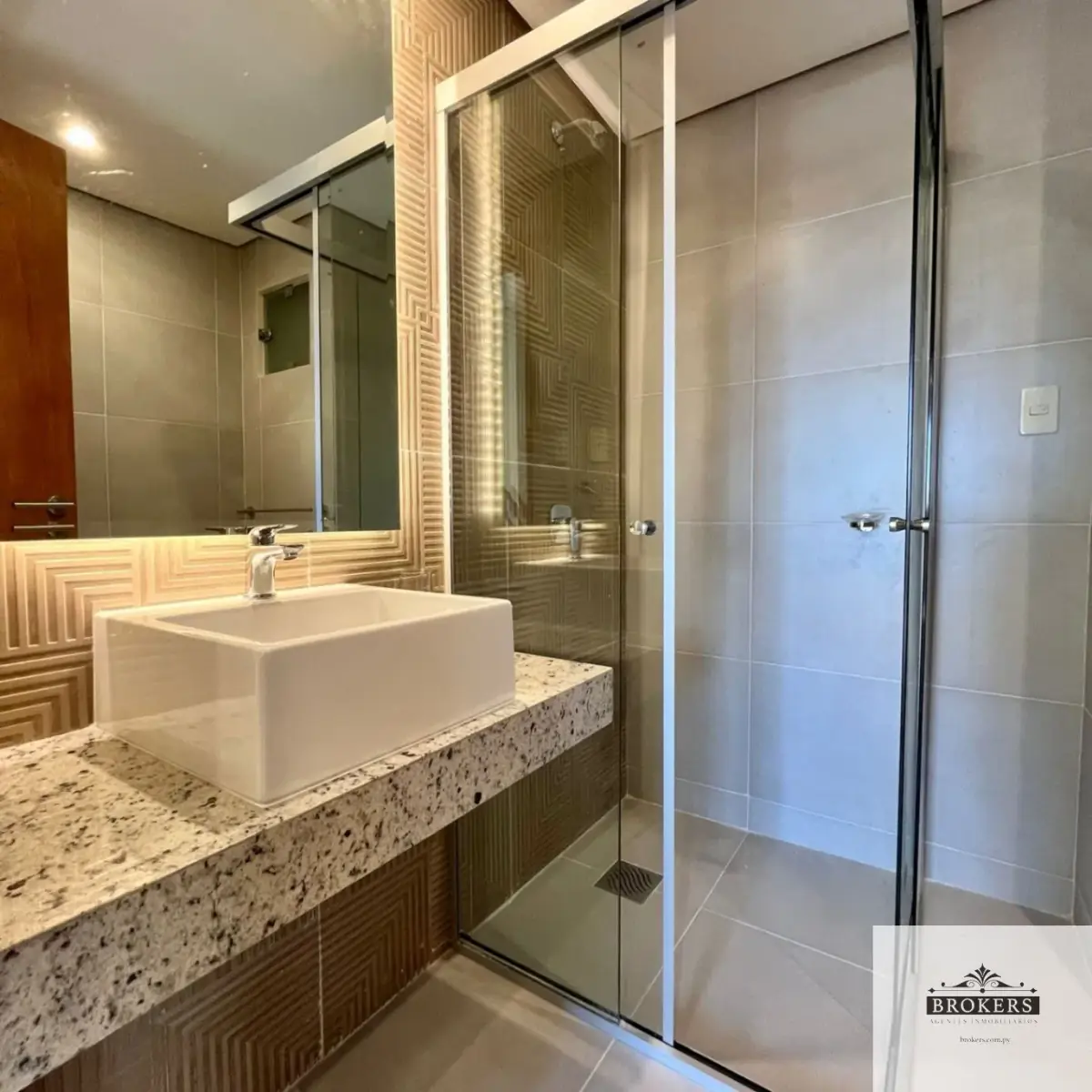 Departamento de 3 dormitorios en Venta en Jara, Asunción - Image 17