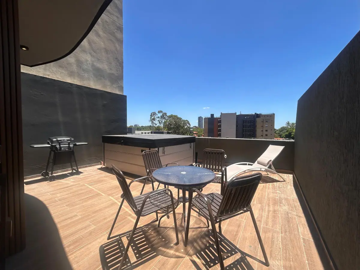 1-Bedroom Apartment in Garden Park Building, 80m², for Rent in Asunción - Image 9