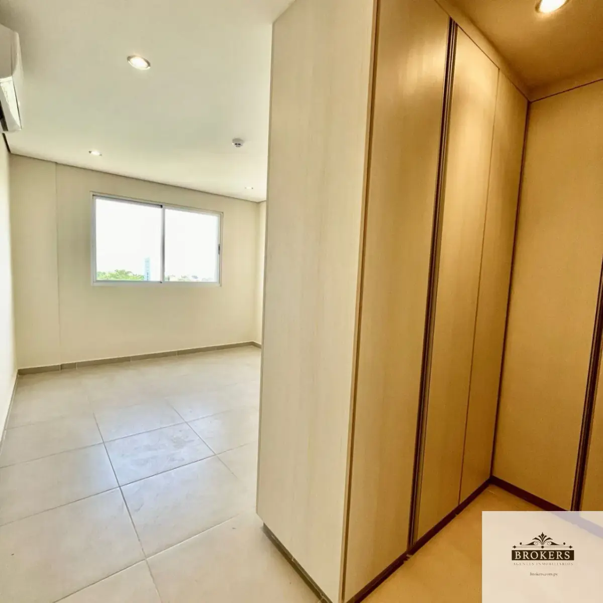 3-Bedroom Apartment for Sale in Jara, Asunción - Image 20