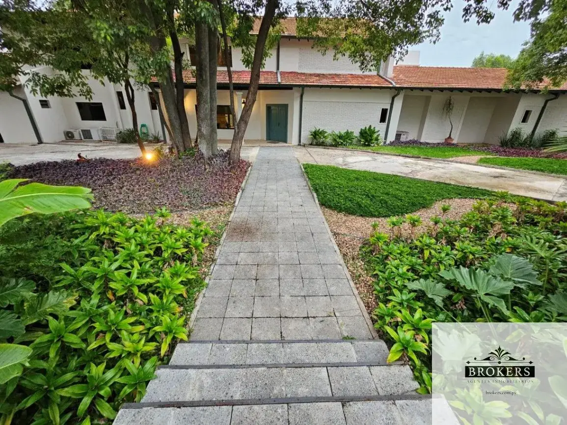 Casa de 5 dormitorios en Venta en Itá Enramada, Asunción - Image 4