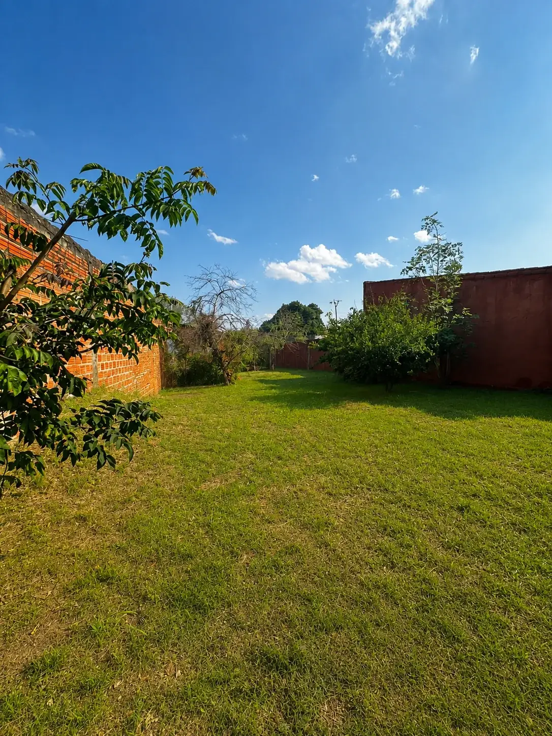 Terreno de 350m² à Venda em Coronel Oviedo - Image 3