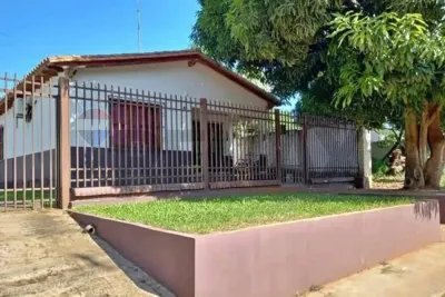 Casa de 2 dormitórios à Venda em Areguá