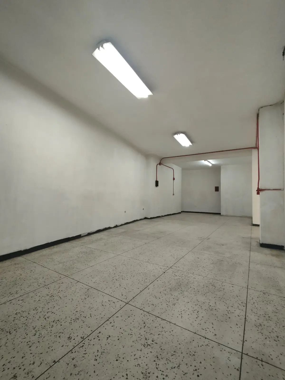 Local comercial en venta, San Martin, Capuchinos - Image 5