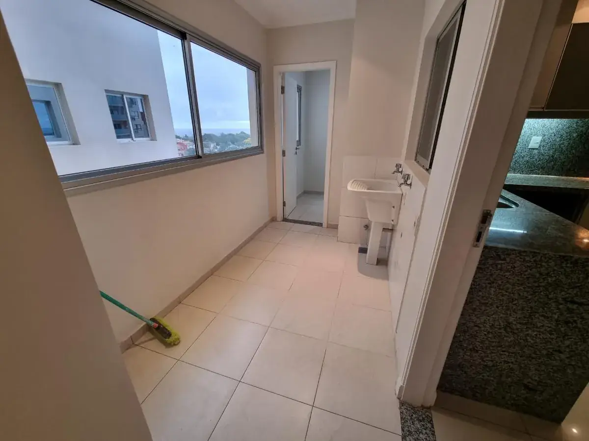 4-Bedroom Apartment for Sale in Carmelitas, Asunción - Image 14