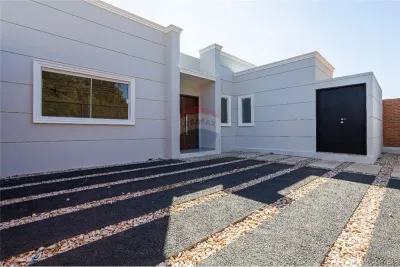 Casa de 3 dormitorios en Venta en Maramburé, Luque