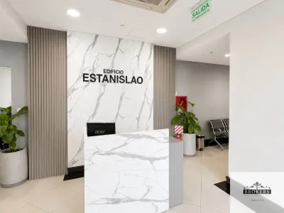 Commercial Space of 798m² for Rent in Mariscal Lopez, Asunción