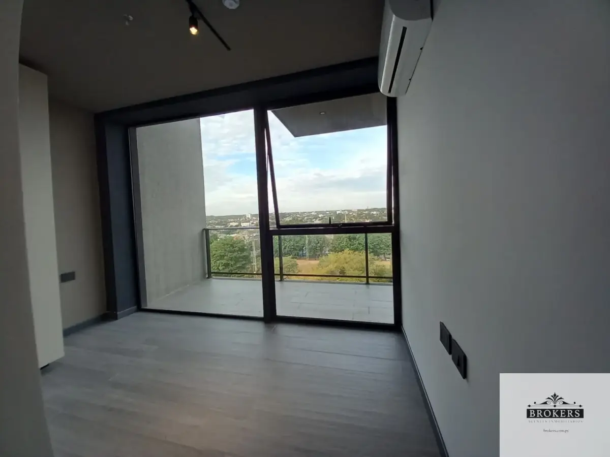 4-Bedroom Apartment for Sale in Herrera, Asunción - Image 6
