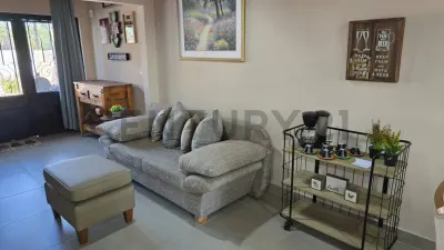 Casa de 2 dormitorios en Alquiler en Ypacaraí