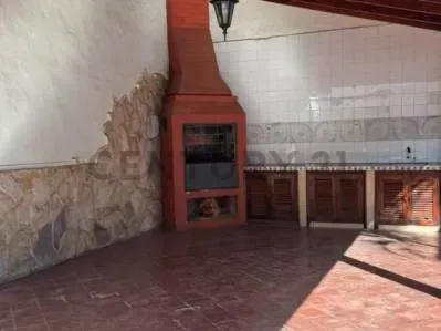 Espaço Comercial de 300m² para Aluguel em Doctor Francia, Assunção