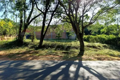 Terreno de 366m² en Venta en Areguá