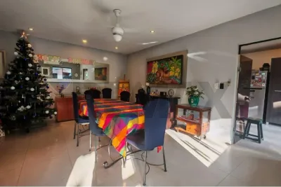 4-Bedroom House, 500m², for Sale in Villa Ofelia, Fernando de la Mora