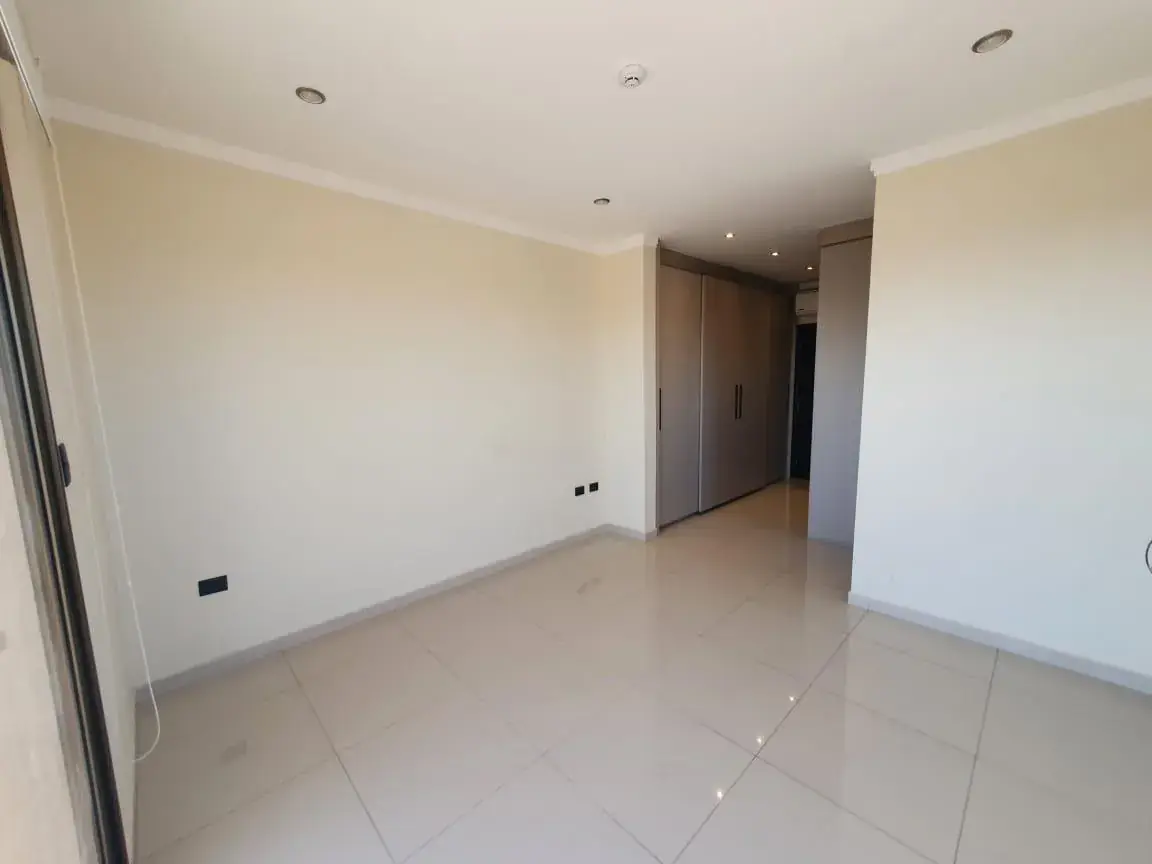 3-Bedroom Apartment for Sale in Carmelitas, Asunción - Image 14