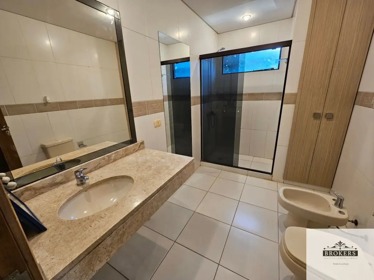 3-Bedroom House for Sale in San Cristobal, Asunción - Image 20