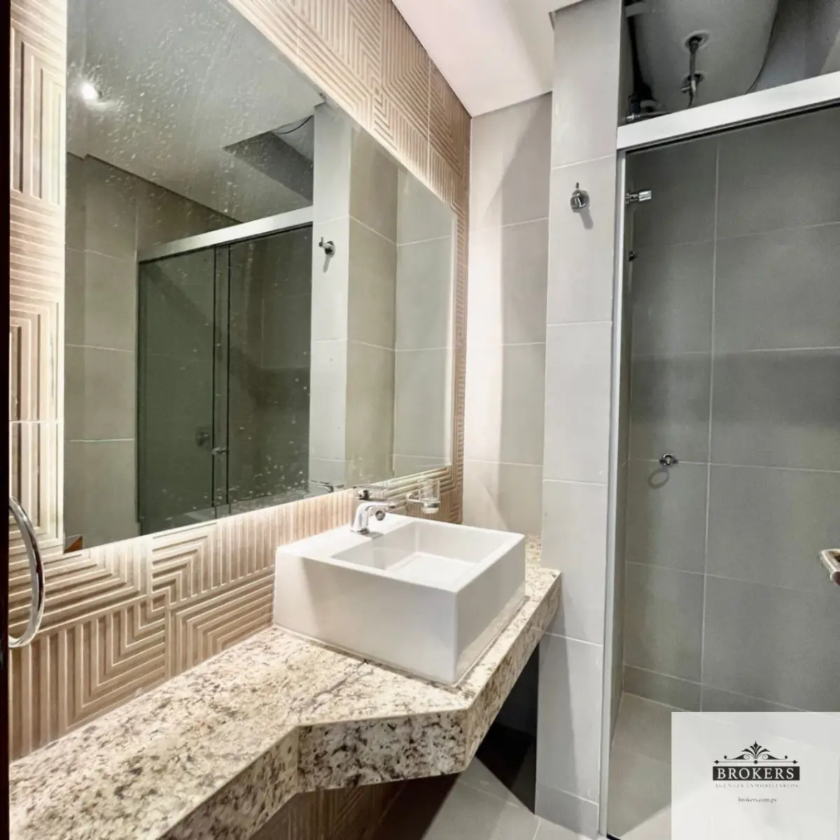 Departamento de 2 dormitorios en Venta en Jara, Lambaré - Image 15
