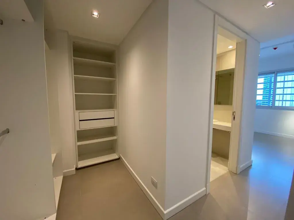 4-Bedroom Apartment for Rent in Mburucuyá, Asunción - Image 16