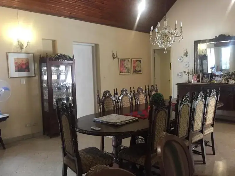 Casa de 4 dormitorios en Venta en Recoleta, Asunción - Image 4