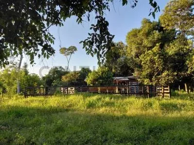 Terreno de 46.5m² à Venda em Coronel Oviedo