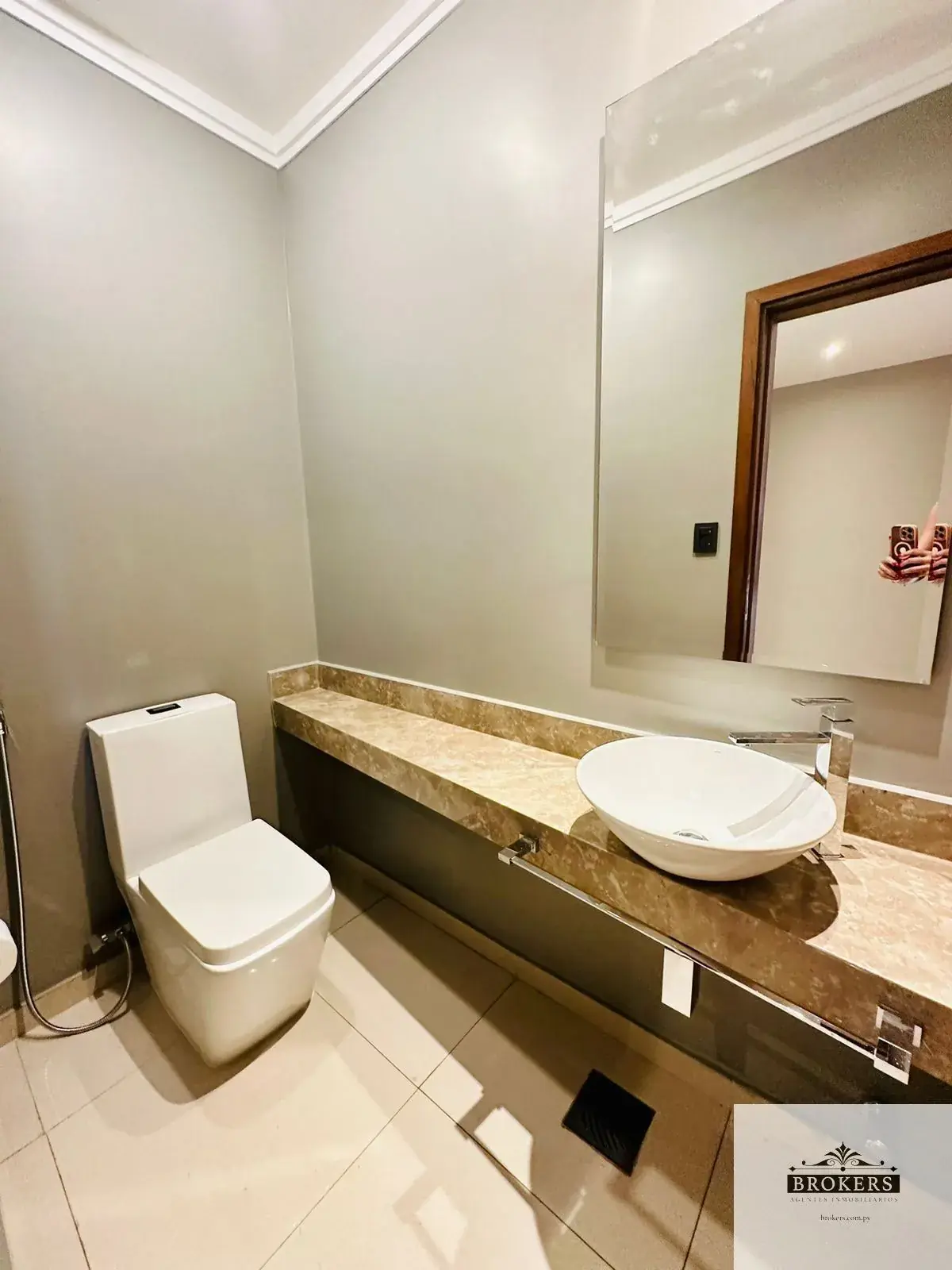 Apartamento de 2 quartos para Aluguel em Carmelitas, Assunção - Image 12