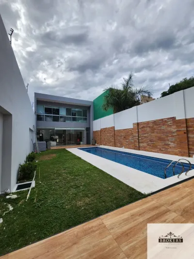 Casa de 3 dormitorios en Venta en Ycuá Satí, Asunción