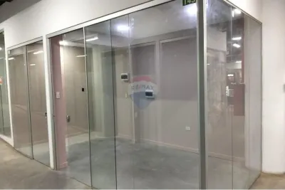 Local Comercial de 20m² en Alquiler en Pettirossi, Asunción