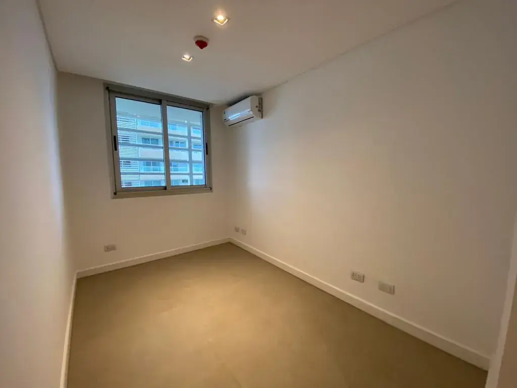 4-Bedroom Apartment for Rent in Mburucuyá, Asunción - Image 18