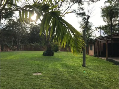 Casa de 7 dormitorios en Venta en Surubi´i, Mariano Roque Alonso
