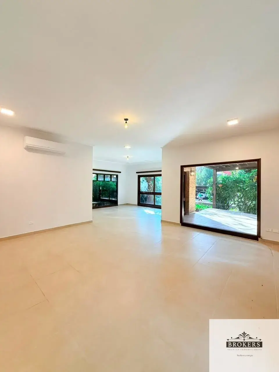 3-Bedroom House for Rent in San Jorge, Asunción - Image 5