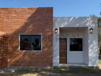 3-Bedroom House for Sale in Yukyry, Luque