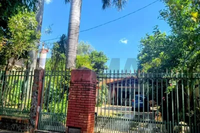 4-Bedroom House for Sale in Segundo Barrio, Luque